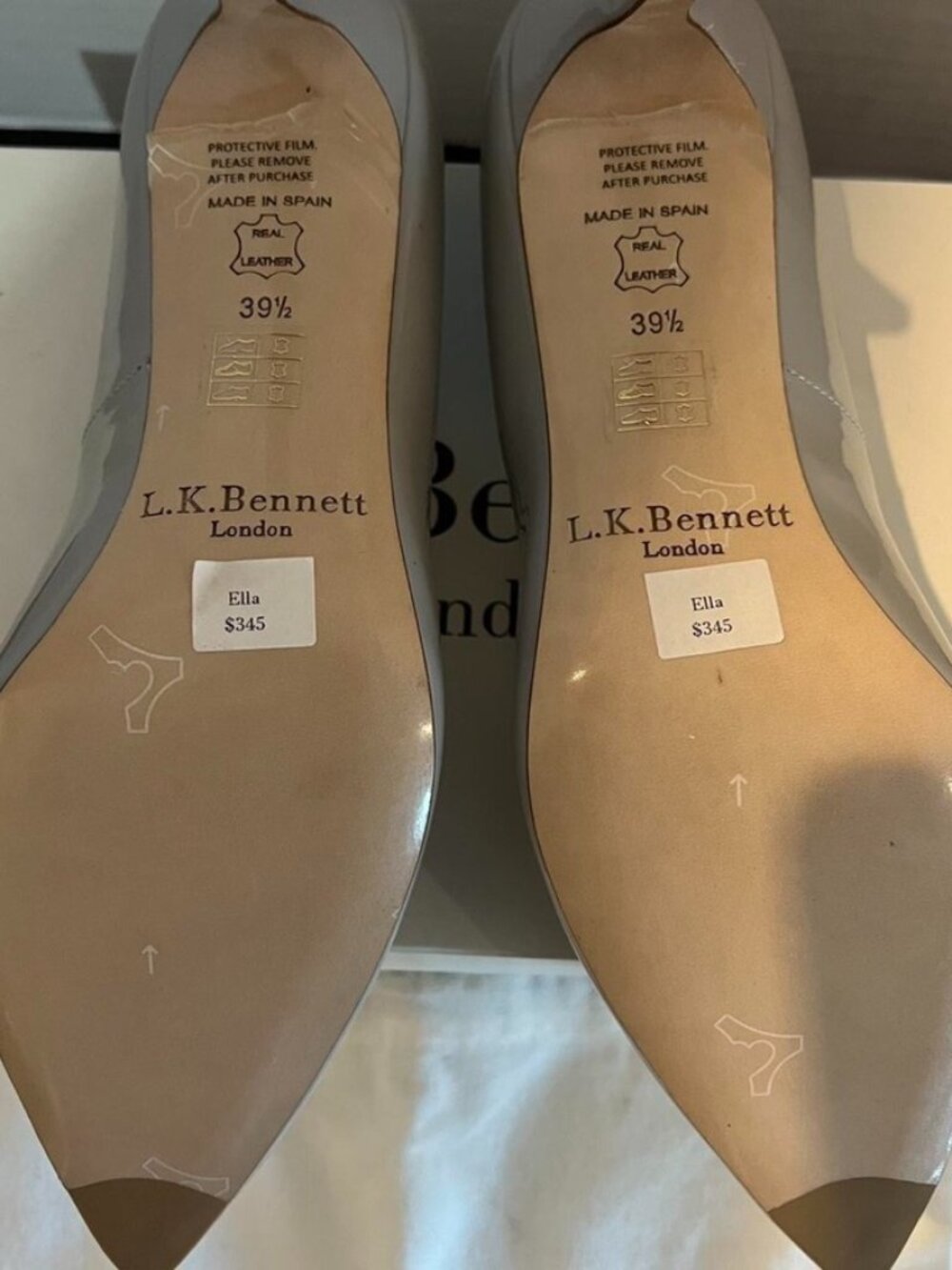 L.K. Bennett London, New, Light Gray Patent Leather Pumps w/Bows, Size: 9 - Picture 7 of 7